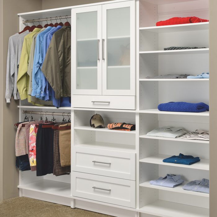 https://www.cabinetcorp.com/wp-content/uploads/2018/09/cabinetcorp-closet-white_walk-in-full-cabinets-1-700x700.jpg
